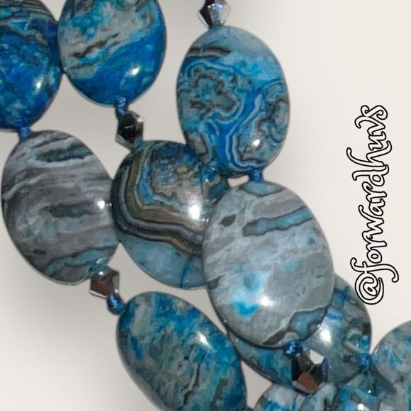 Triple Strand Polished Blue Agate Stone Necklace - Picture 4 of 13